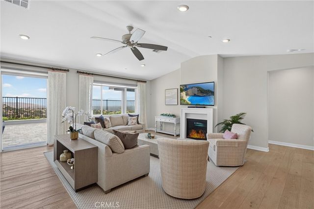 1882 Pele Way, Corona, CA 92882