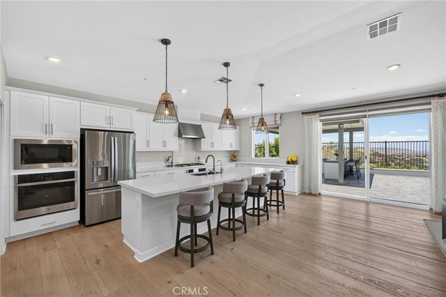 1882 Pele Way, Corona, CA 92882