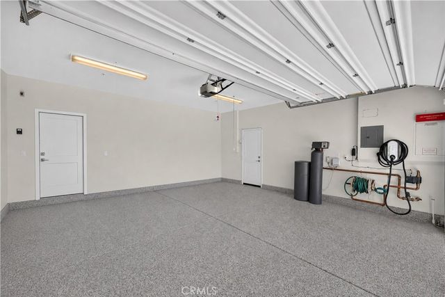 1882 Pele Way, Corona, CA 92882