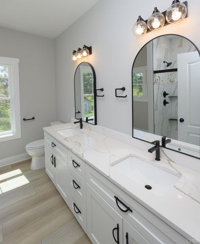 2249 Lipscomb Road, Moneta, VA 24121