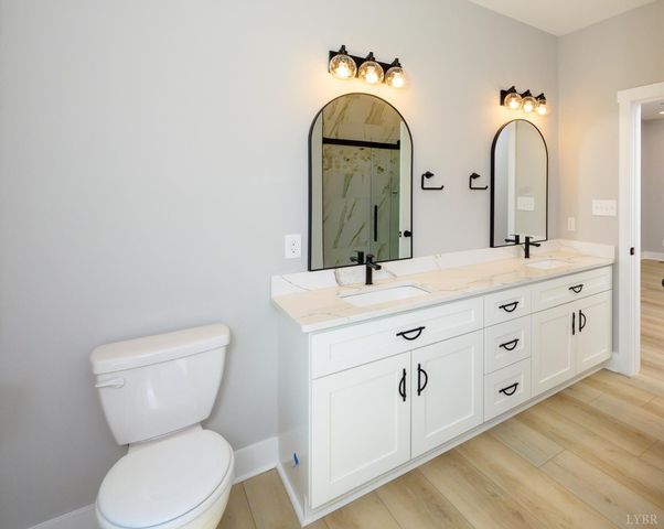 2249 Lipscomb Road, Moneta, VA 24121
