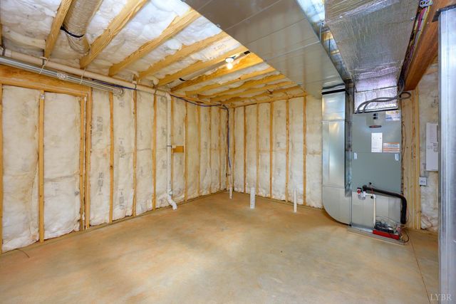 2249 Lipscomb Road, Moneta, VA 24121