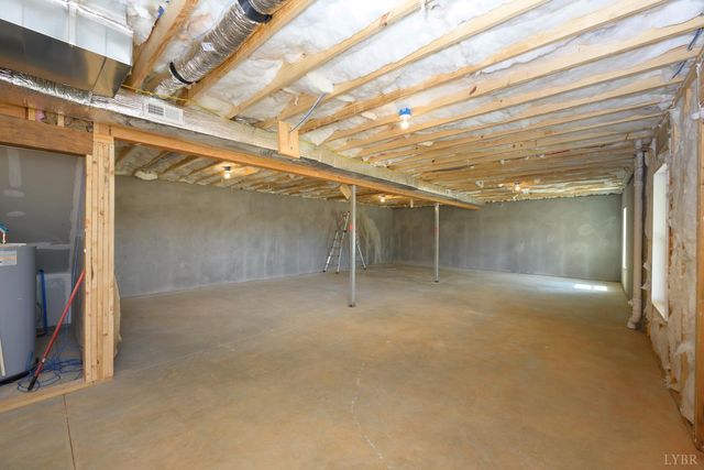2249 Lipscomb Road, Moneta, VA 24121