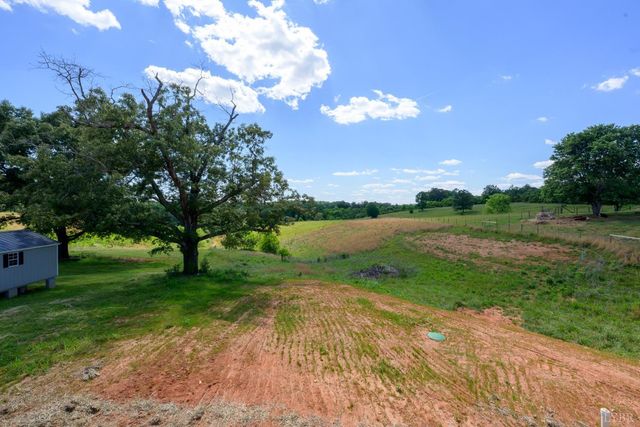 2249 Lipscomb Road, Moneta, VA 24121