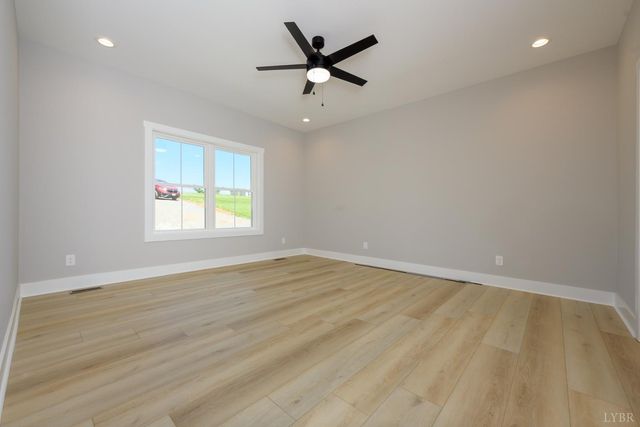 2249 Lipscomb Road, Moneta, VA 24121