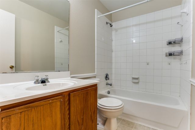 404 Oxford Drive, Wylie, TX 75098