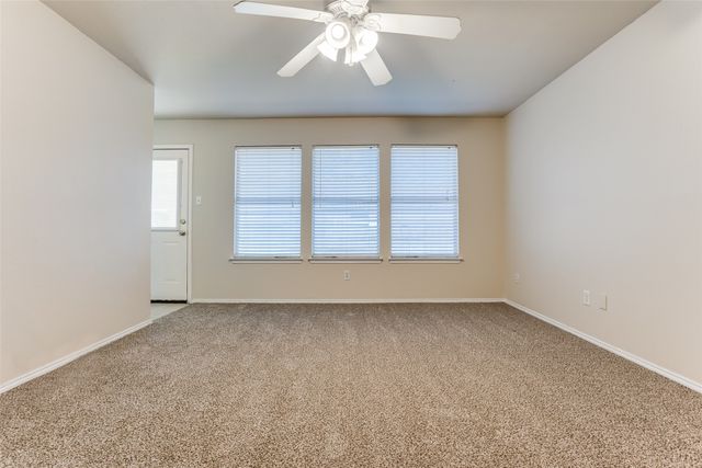 404 Oxford Drive, Wylie, TX 75098