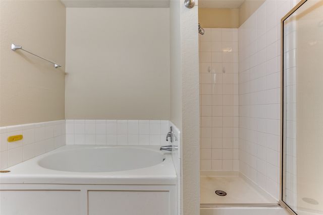 404 Oxford Drive, Wylie, TX 75098