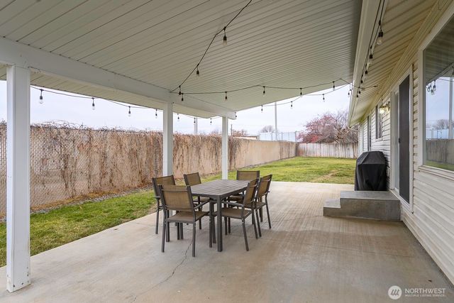 1335 Yost Circle NE, Moses Lake, WA 98837