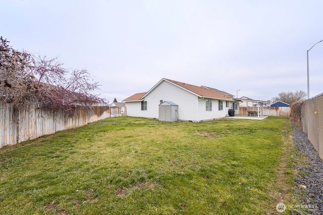 1335 Yost Circle NE, Moses Lake, WA 98837