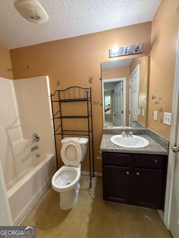 580 Lakeridge Court, Covington, GA 30016