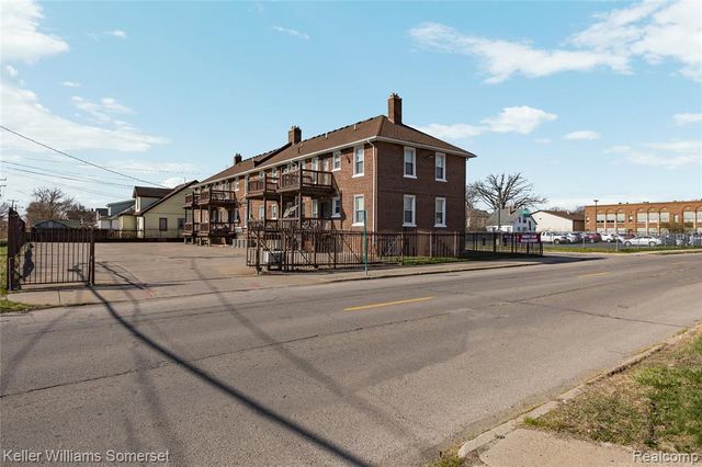 13660 Ohio Street, Detroit, MI 48238
