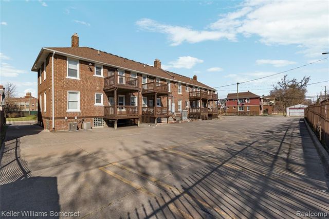 13660 Ohio Street, Detroit, MI 48238