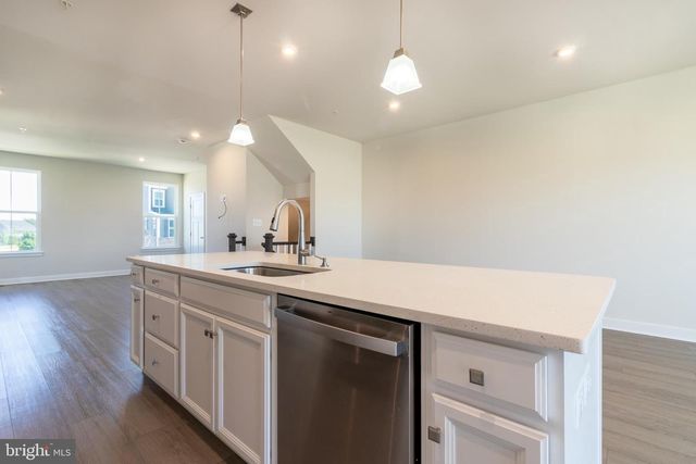 8100 PRIMROSE LN, Laurel, MD 20723