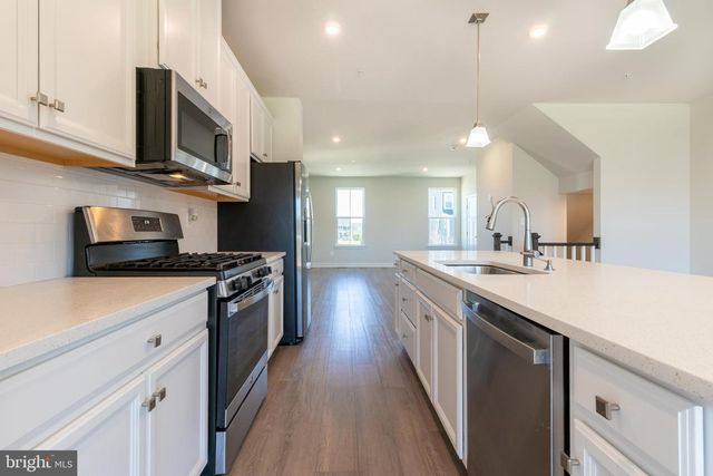 8100 PRIMROSE LN, Laurel, MD 20723