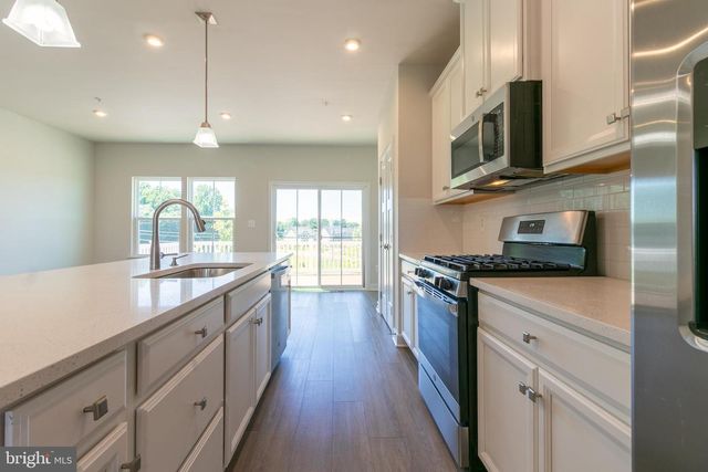 8100 PRIMROSE LN, Laurel, MD 20723