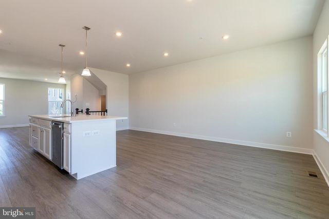 8100 PRIMROSE LN, Laurel, MD 20723