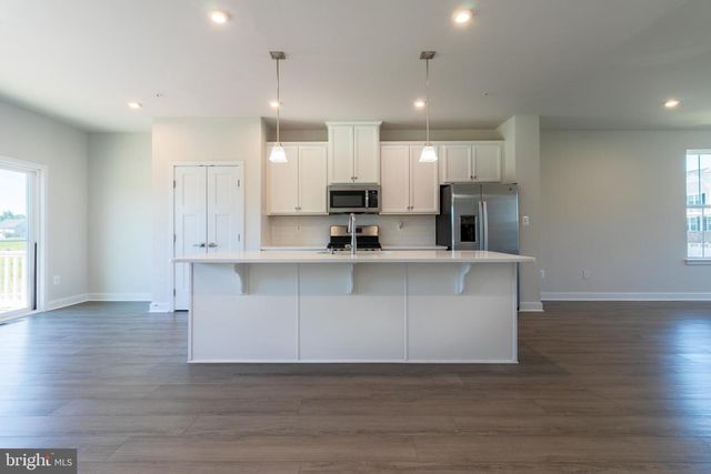 8100 PRIMROSE LN, Laurel, MD 20723