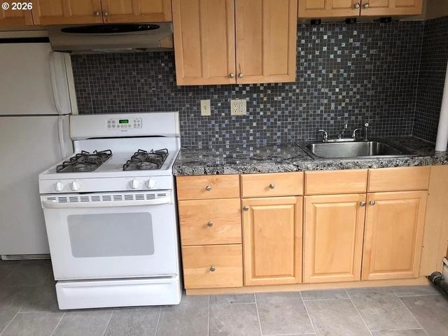 3333 Se 11TH Ave Se, Portland, OR 97202