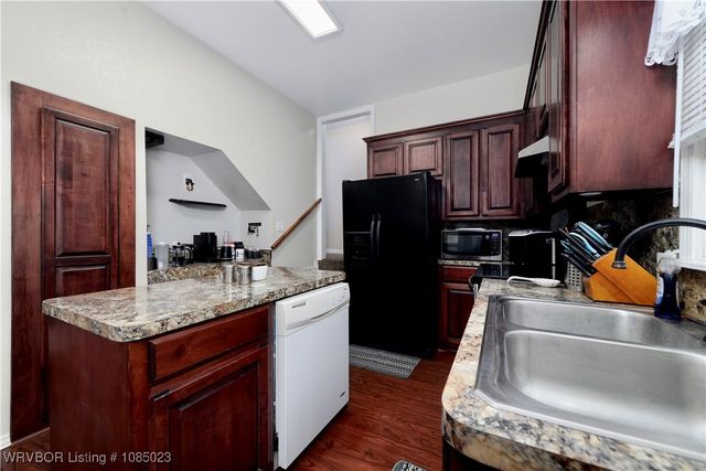 203 Pendergrass Street, Muldrow, OK 74948