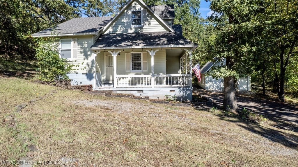 203 Pendergrass Street, Muldrow, OK 74948