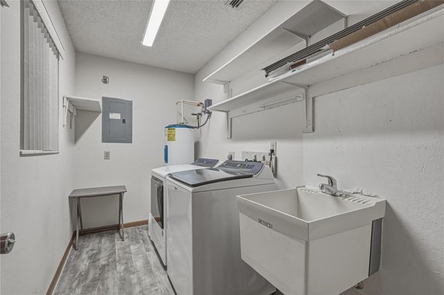 466 LAKE CAROLYN CIRCLE, Lakeland, FL 33813