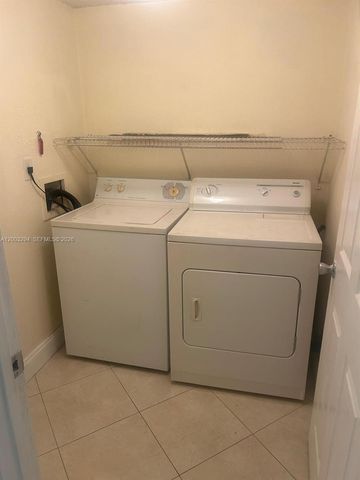 3204 Coral Lake Ln 3204, Coral Springs, FL 33065