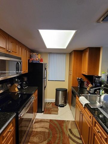 3204 Coral Lake Ln 3204, Coral Springs, FL 33065