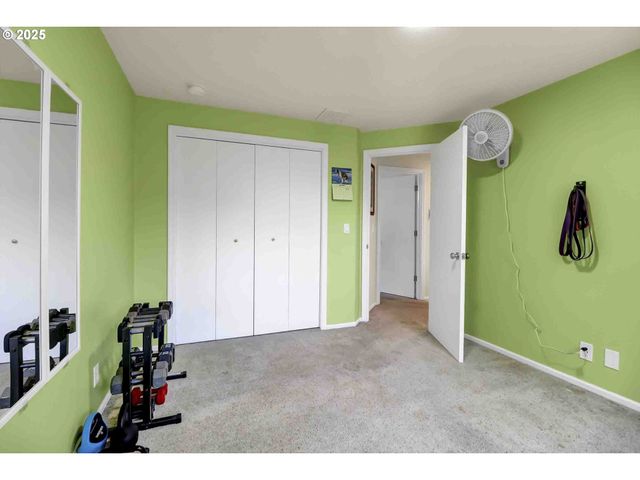 5986 ROMBAUER Rd, Eugene, OR 97402
