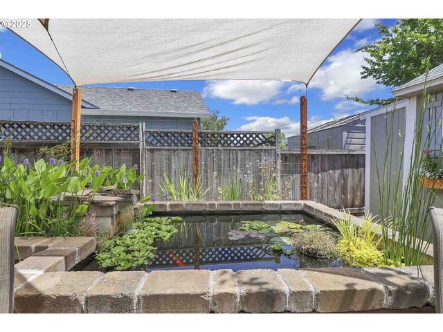 5986 ROMBAUER Rd, Eugene, OR 97402