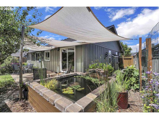 5986 ROMBAUER Rd, Eugene, OR 97402