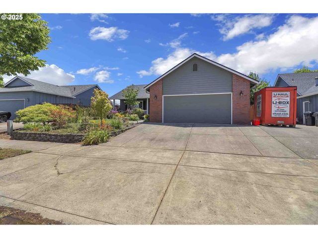 5986 ROMBAUER Rd, Eugene, OR 97402