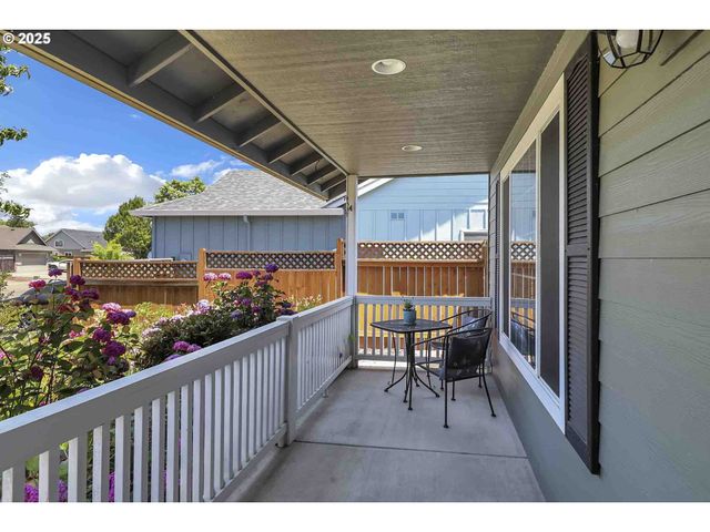 5986 ROMBAUER Rd, Eugene, OR 97402