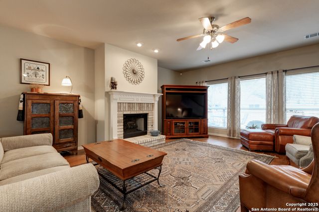 13409 Bristol Oak, Universal City, TX 78148