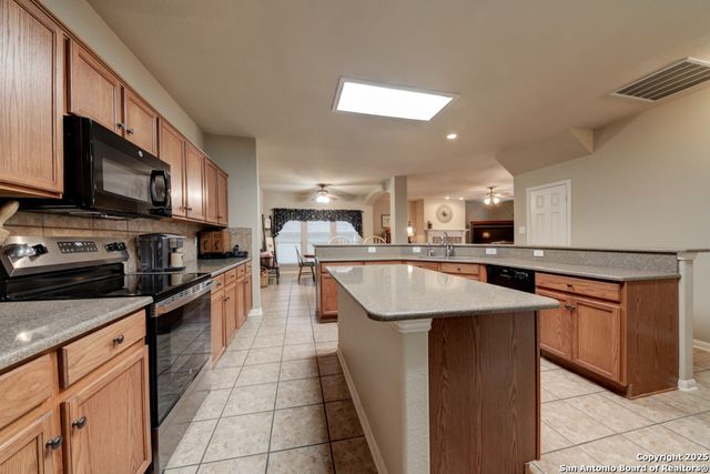 13409 Bristol Oak, Universal City, TX 78148