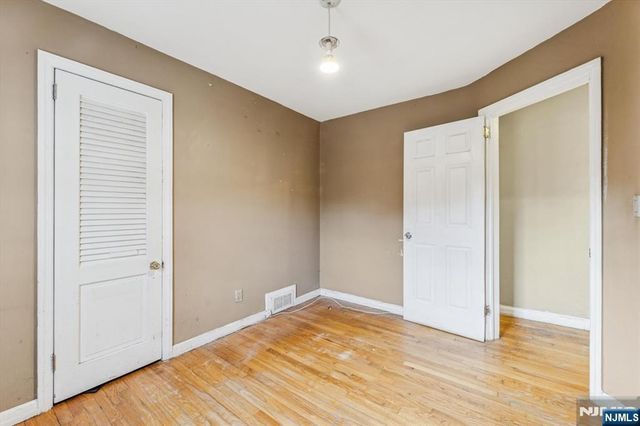 39-02 Taylor Road, Fair Lawn, NJ 07410