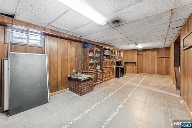 39-02 Taylor Road, Fair Lawn, NJ 07410