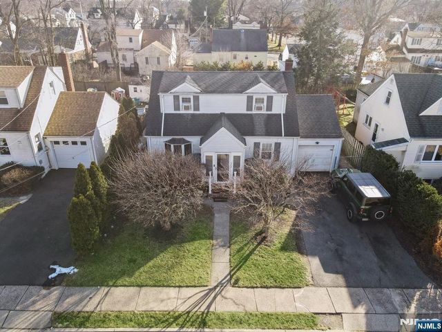 39-02 Taylor Road, Fair Lawn, NJ 07410