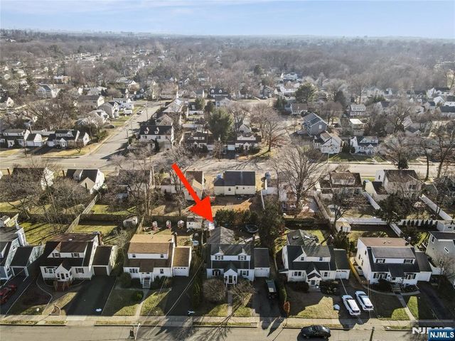 39-02 Taylor Road, Fair Lawn, NJ 07410