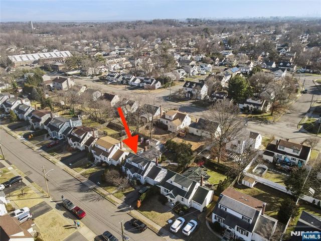 39-02 Taylor Road, Fair Lawn, NJ 07410