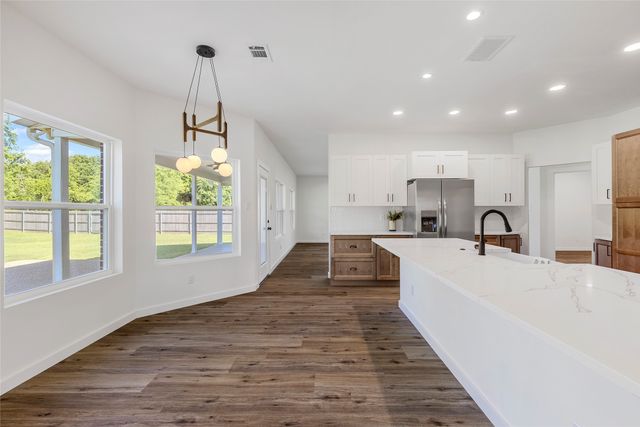 319 Whippoorwill Drive, Wills Point, TX 75169