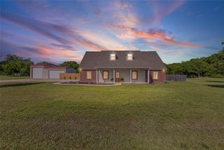 319 Whippoorwill Drive, Wills Point, TX 75169