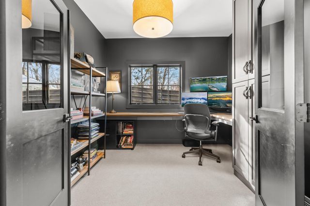 3605 Parkway Street, Deephaven, MN 55391