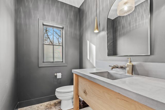 3605 Parkway Street, Deephaven, MN 55391