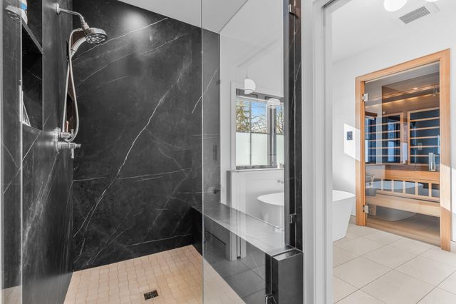 3605 Parkway Street, Deephaven, MN 55391