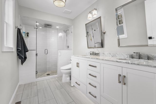 3605 Parkway Street, Deephaven, MN 55391