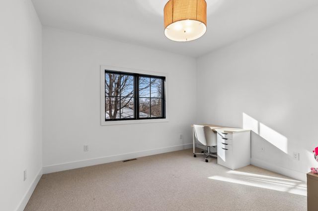 3605 Parkway Street, Deephaven, MN 55391