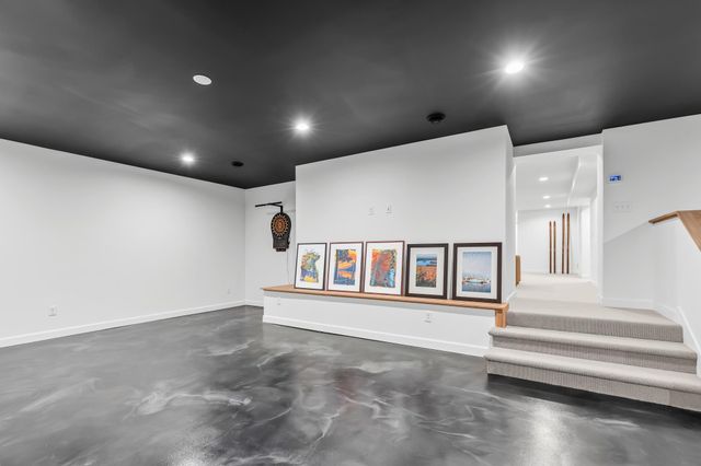 3605 Parkway Street, Deephaven, MN 55391