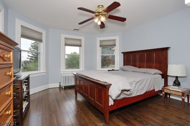 142 Wyckoff, Waldwick Boro, NJ 07463