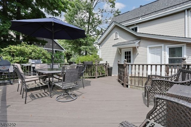 142 Wyckoff, Waldwick Boro, NJ 07463